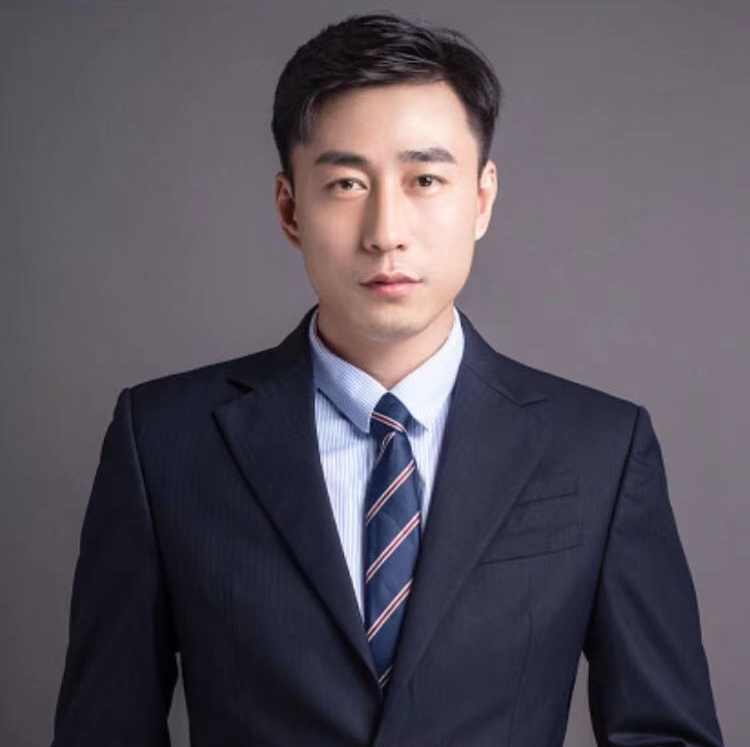 张代钢 项目运营总监